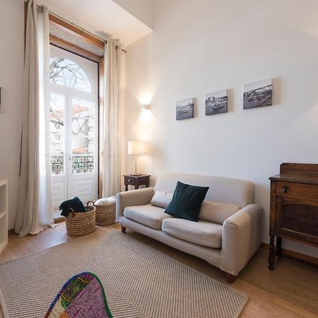 Lovelystay - The Porto Getaway Duplex - Free Parking Bagian luar foto