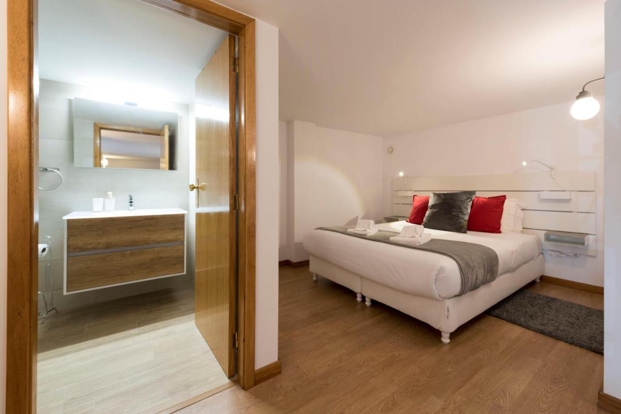 Lovelystay - The Porto Getaway Duplex - Free Parking Bagian luar foto