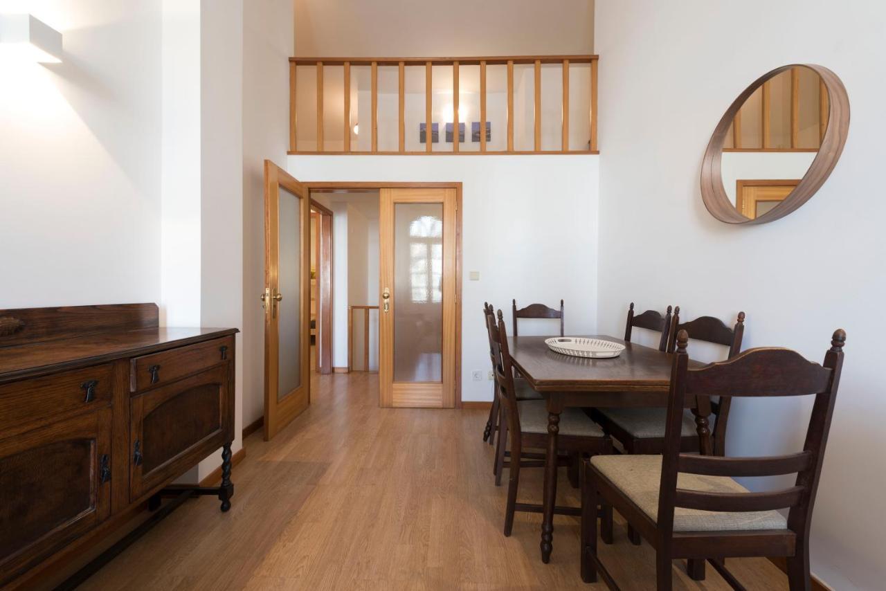 Lovelystay - The Porto Getaway Duplex - Free Parking Bagian luar foto
