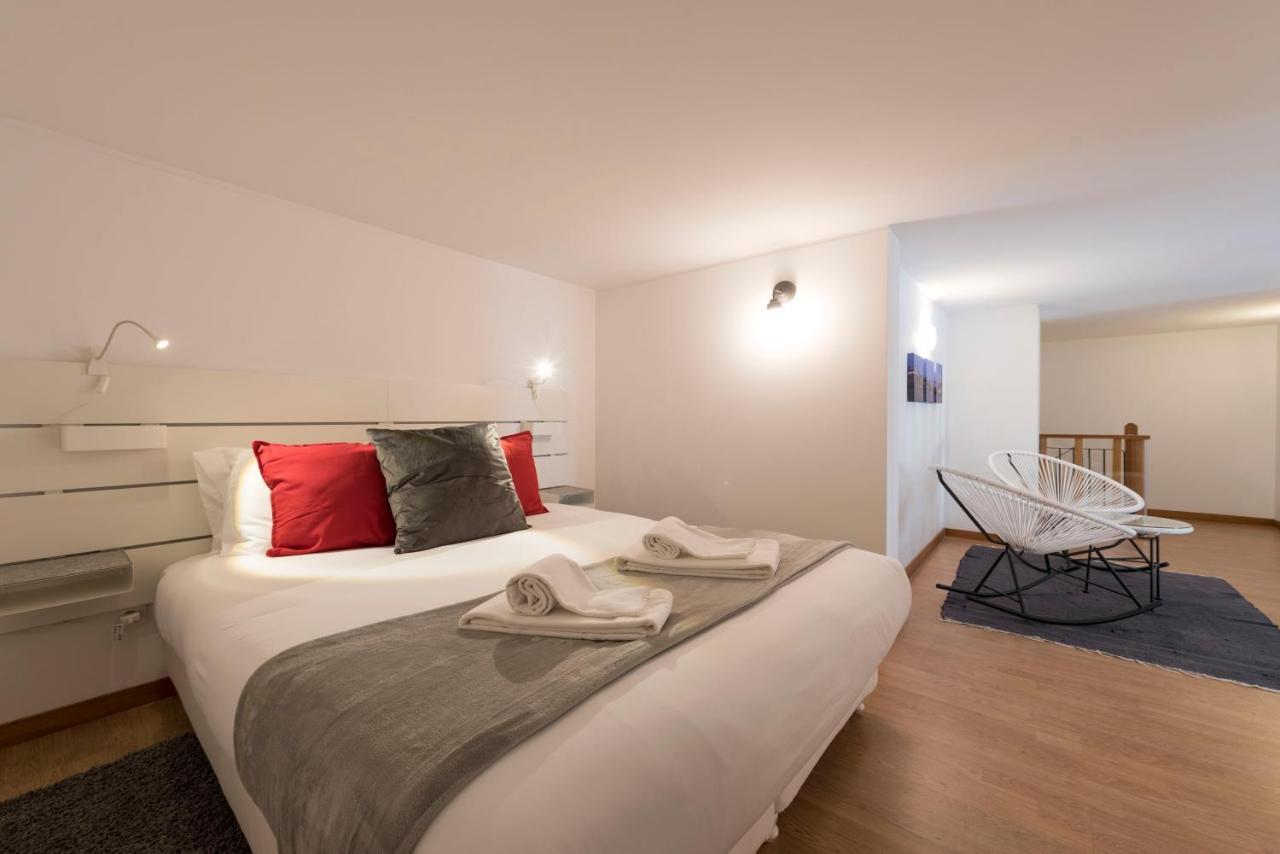 Lovelystay - The Porto Getaway Duplex - Free Parking Bagian luar foto